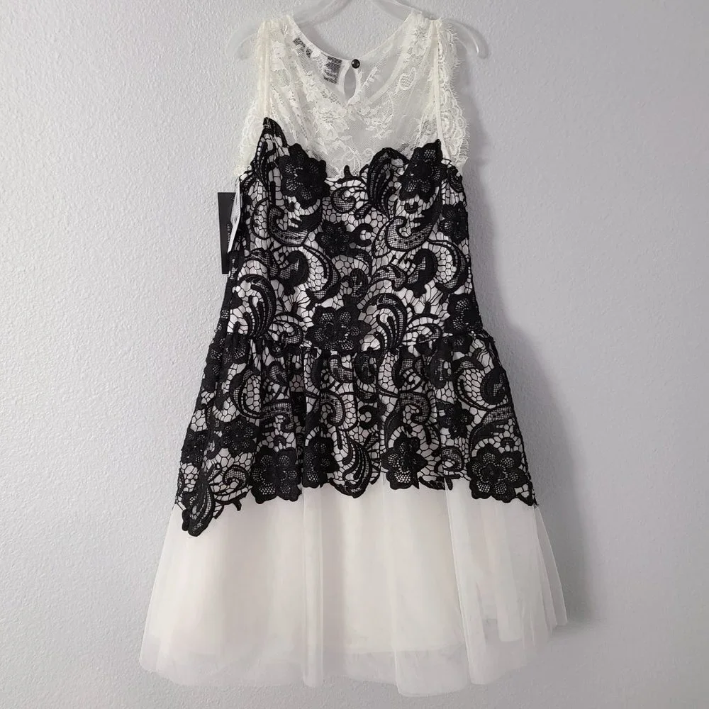 Marciano Guess girls black & white laced sleeveless formal dress size 14 NWT